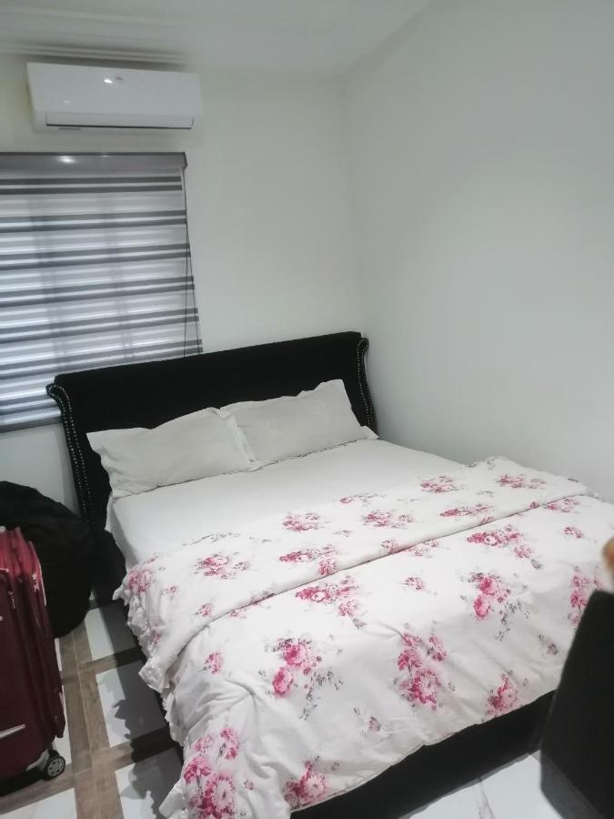 Terra Santa Lodgings Accra Kültér fotó