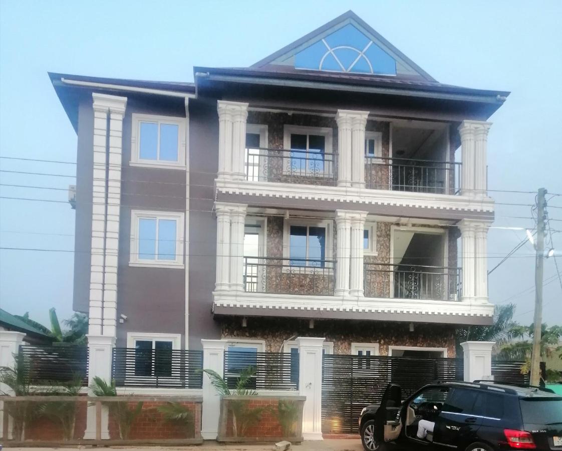 Terra Santa Lodgings Accra Kültér fotó
